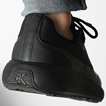 Calvin Klein - Baskets City Runner Laceup Tech Mix 2045 Black Coal Gunmetal