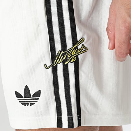 Adidas Sportswear - Short Jogging A Bandes Juventus KB4451 Beige Clair Noir