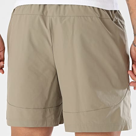 Puma - Short Jogging Relaxed PumaTech Woven OM 781565 Vert Kaki