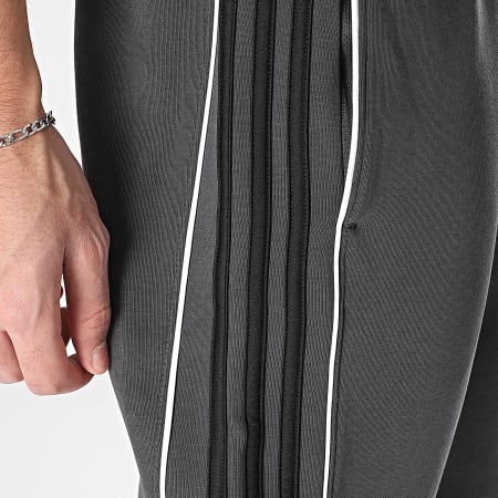 Adidas Originals - Pantalon Jogging A Bandes SST 2.0 TP KD5840 Gris Anthracite