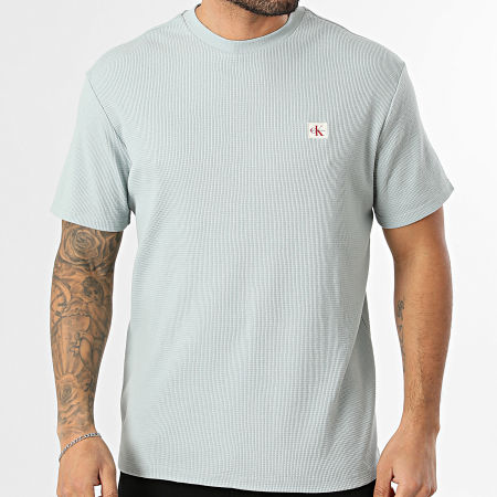 Calvin Klein - Tee Shirt Waffle 008G Bleu Clair