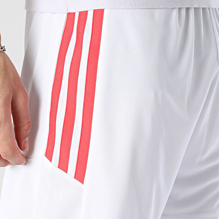 Adidas Sportswear - Short Jogging A Bandes Tiro 26 KR0365 Blanc Rouge Clair