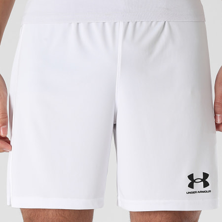 Under Armour - Short Jogging Challenger 1372691 Blanc