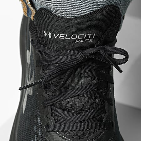 Under Armour - Baskets Velociti Pace 6009107 Black