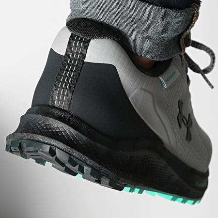 Under Armour - Baskets UA Charged Bandit Trail 3 3028657 Grey