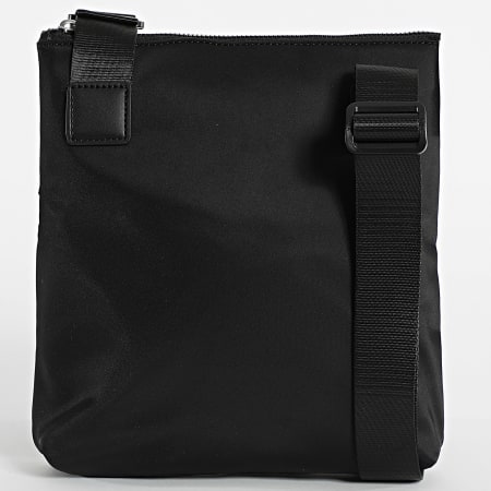 Armani Exchange - Sacoche XM002534_AF22538 Noir