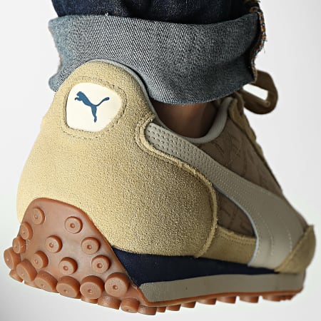 Puma - Sneakers Porsche Easy Rider 309088 Coffee Milk Alpine Snow