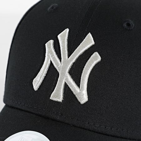 New Era - Casquette Femme 9Forty Metallic Logo 60364306 Noir