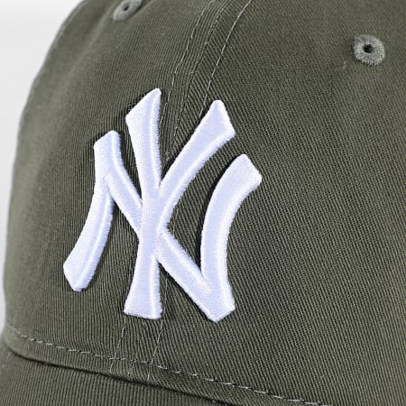 New Era - Casquette 9Twenty League Essential NY Yankees 60348851 Vert Kaki