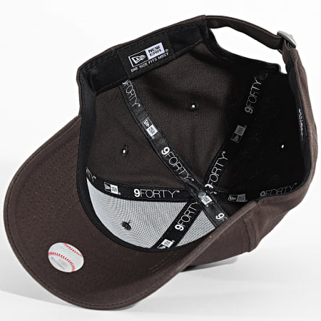 New Era - Casquette 9Forty League Essential NY Yankees 60471458 Marron Foncé