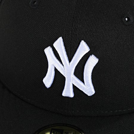New Era - Boné Fitted 59Fifty MLB Basic NY Yankees 10003436 Preto