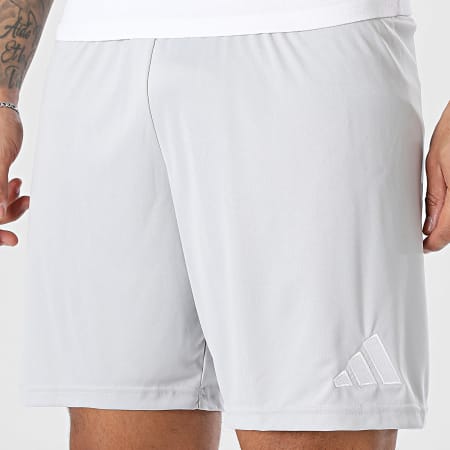 Adidas Sportswear - Short Jogging Entrada 26 JZ2515 Gris Clair