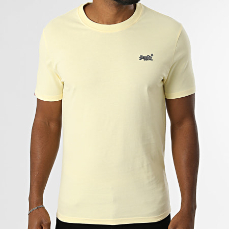 Superdry - Camiseta Essential Logo Bordado M1011245A Amarilla