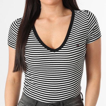 Tommy Jeans - Tee Shirt Col V Femme Slim Essential Rib 7385 Noir Beige Clair