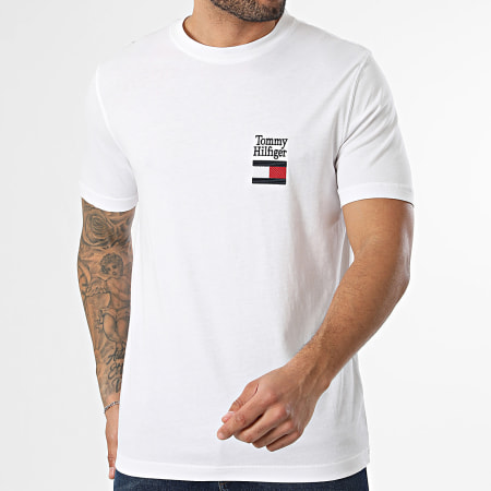 Tommy Hilfiger - Tee Shirt Regular Fit Brand Love Text Stack 2367 Blanc