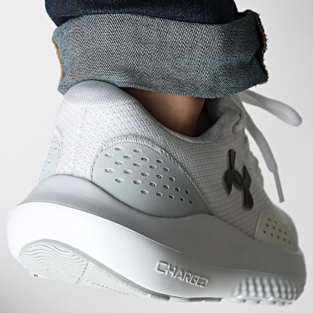 Under Armour - Baskets UA Charged Surge 4 3027000 White Grey