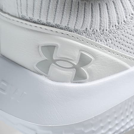 Under Armour - Baskets UA Dynamic 2 3028076 White Grey