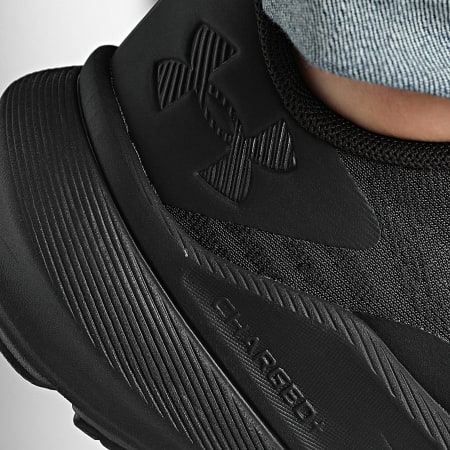 Under Armour - Baskets UA Turbulence 3 6006717 Black