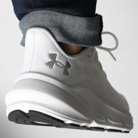 Under Armour - Baskets UA Turbulence 3 6006717 White