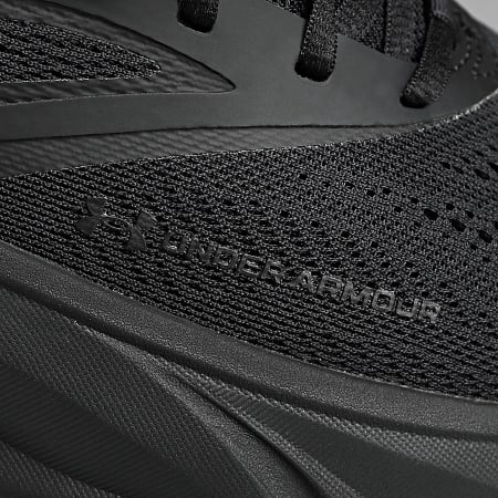 Under Armour - Baskets UA Rogue 6 6006719 Black