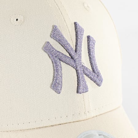 New Era - Casquette Femme 9Forty NY Yankees 60771737 Beige Violet