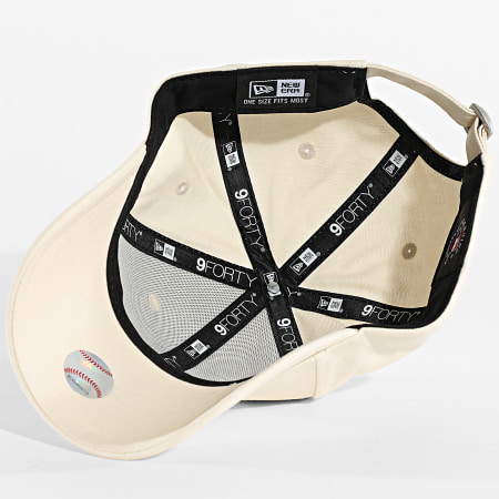 New Era - Casquette Femme 9Forty NY Yankees 60771737 Beige Violet