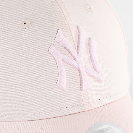 New Era - Casquette Femme 9Forty NY Yankees 60771738 Rose Clair