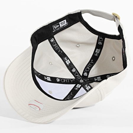 New Era - Casquette Femme 9Forty NY Yankees 60771743 Beige Doré