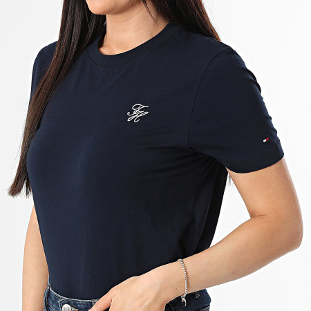 Tommy Hilfiger - Tee Shirt Femme Regular Fit Script 8699 Bleu Marine