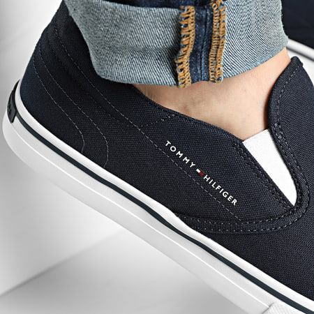 Tommy Hilfiger - Chaussures Vulc Core Slip On 5689 Desert Sky