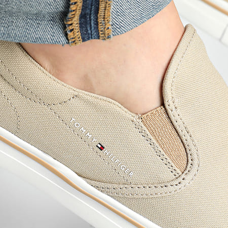 Tommy Hilfiger - Chaussures Vulc Core Slip On 5689 Sandalwood