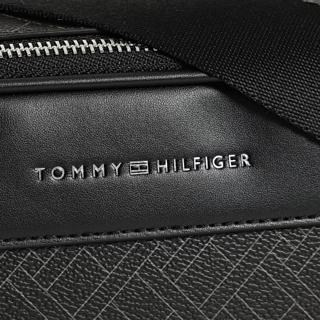Tommy Hilfiger - Sac A Main Femme Flag Monogram Camera 4297 Noir