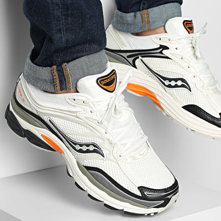 Saucony - Baskets Progrid Omni 9 White Turmeric