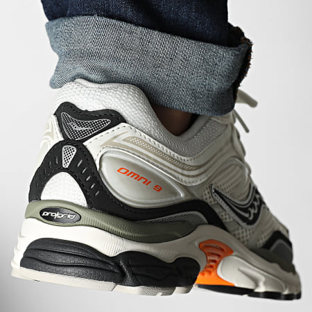 Saucony - Baskets Progrid Omni 9 White Turmeric