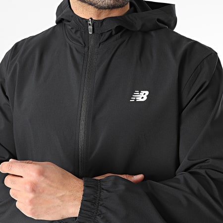 New Balance - Conjunto Casaco com Capuz Zippado e Calça de fato de treino MJ51900 MP51904 Preto