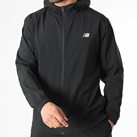 New Balance - Conjunto Casaco com Capuz Zippado e Calça de fato de treino MJ51900 MP51904 Preto