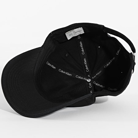 Calvin Klein - Casquette Logo Embroidery F5003G Noir