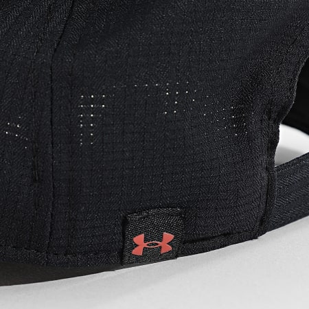 Under Armour - Casquette 1383440 Noir Rouge
