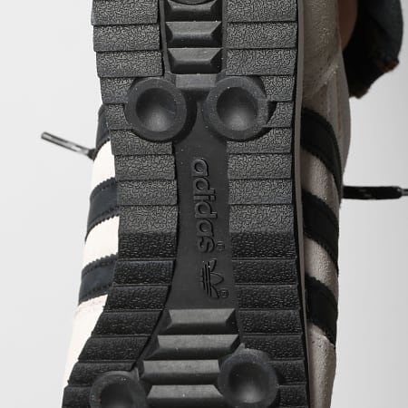 Adidas Originals - Baskets R71 IH1321 Core Black Cloud White Crystal White x SUPERLACED