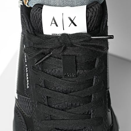 Armani Exchange - Baskets XM002197-AF17447 Black Off White