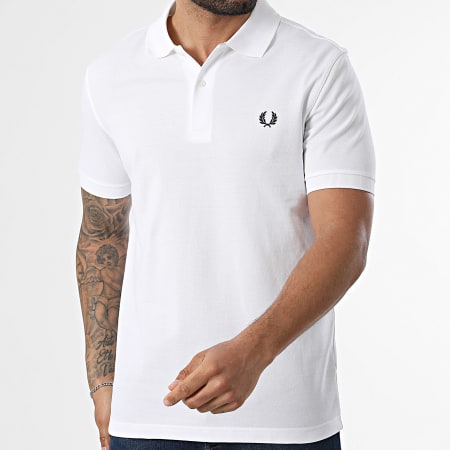 Fred Perry - Polo Manches Courtes The Fred Perry M6000 Beige Clair Noir