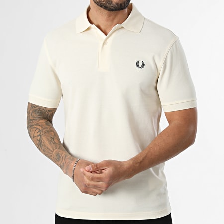 Fred Perry - Polo Manches Courtes The Fred Perry M6000 Beige Vert Foncé