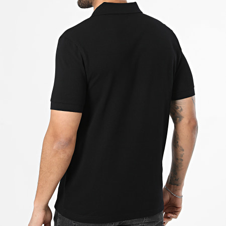 Fred Perry - Polo Manches Courtes The Fred Perry M6000 Noir Doré