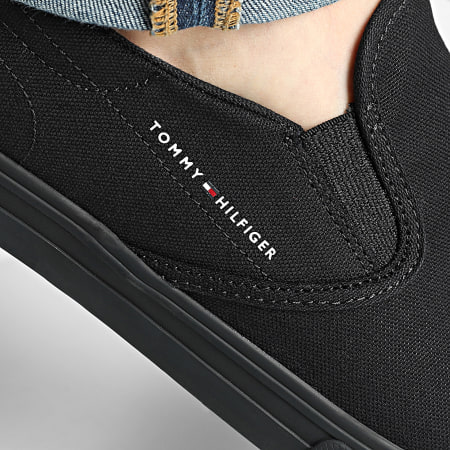 Tommy Hilfiger - Zapatos Vulc Core Slip On 5689 Negro