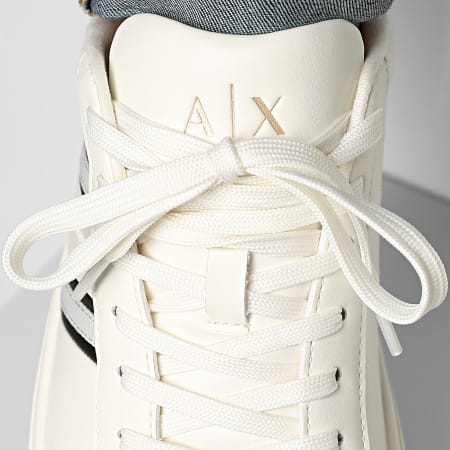Armani Exchange - Baskets XM002198-AF21421 Off White Black