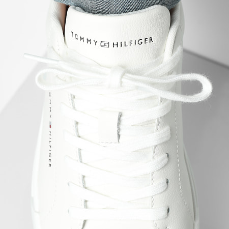 Tommy Hilfiger - Baskets Court Leather Detail Essential 5367 Ecru Classic Beige