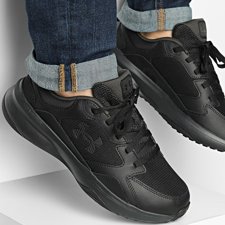 Under Armour - Baskets UA Charged Edge 3026727 Black