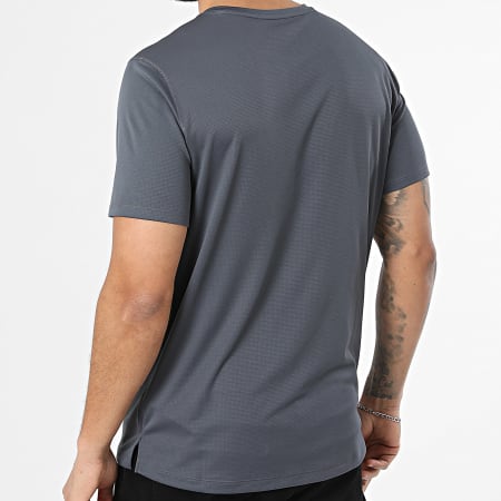 Asics - T-Shirt manga longa A Faixas Premium Essentials KD3926 Bege