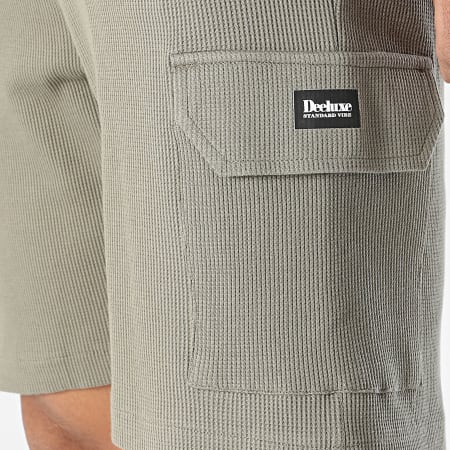 Deeluxe - Pantalón corto de chándal 06T757M Verde Kaki