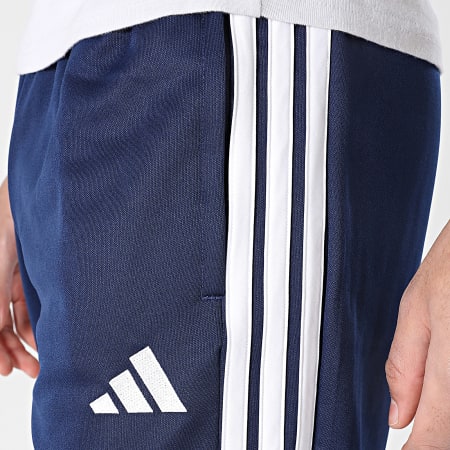Adidas Sportswear - Pantalon Jogging A Bandes Tiro Essential KG0810 Bleu Marine Blanc